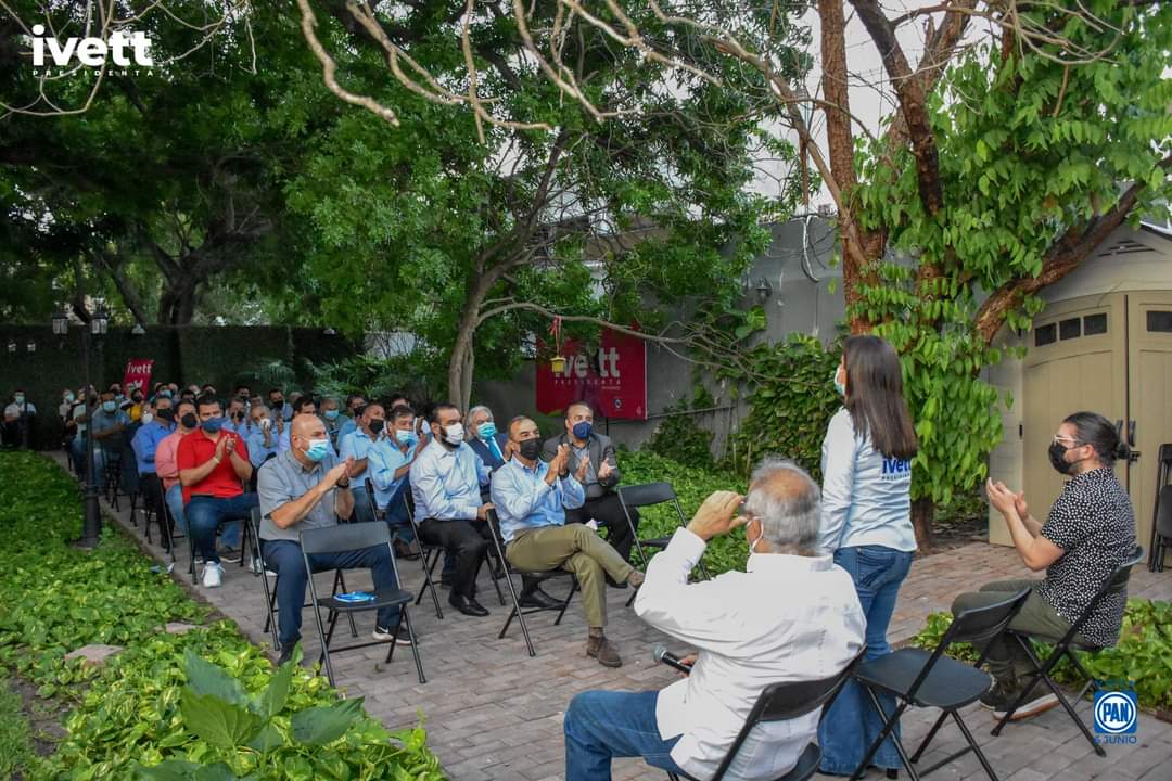 Estos días han sido de mucho aprendizaje con las personas ¡Pero lo más importante es que logramos crear UNIDOS la fuerza para CAMBIAR #Matamoros! 

Gracias por la confianza y el trabajo que realizamos juntos Jorge Almanza Armas y <a href="/JorgeAlmanzaL/">Jorge Luis Almanza</a>
#IvettPresidenta
#CAMBIA
#VotaPAN💙