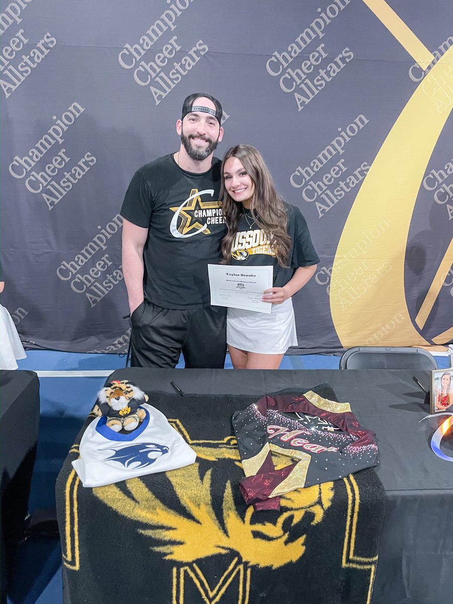 Taylor Brooks tweet media