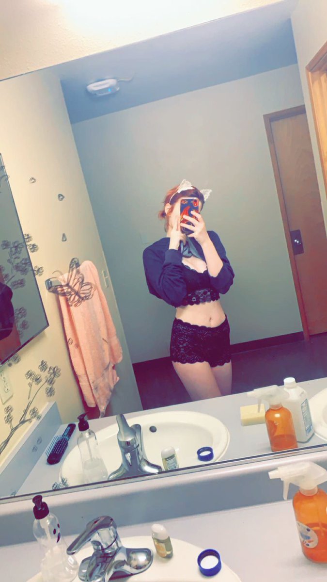 SourDevil4's tweet photo. Matching set (๑˃̵ᴗ˂̵) #OF #onlyfans #lewd #nude #sexy #collegegirls https://t.co/w7luHiTgL1