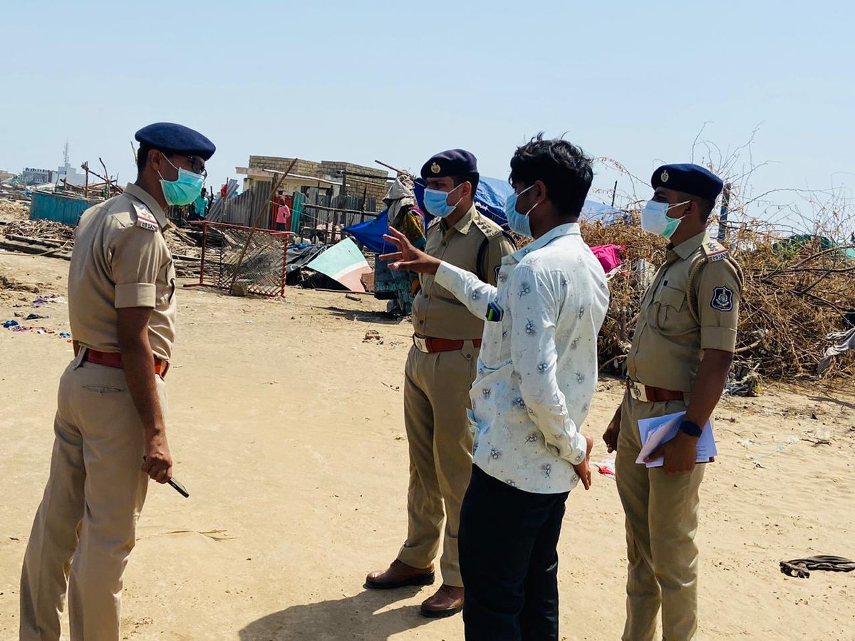 RR_Parmar1990's tweet photo. IPS Abhay Soni Sir's team  for relief operation and maintaining law and order situation in cyclone "Taute" affected areas. We are coordinating with all departments and NGOs for survey &amp; confidence boosting purpose of the affected people.@GujaratPolice @dgpgujarat @SP_Gandhinagar https://t.co/tTVFupbWfT