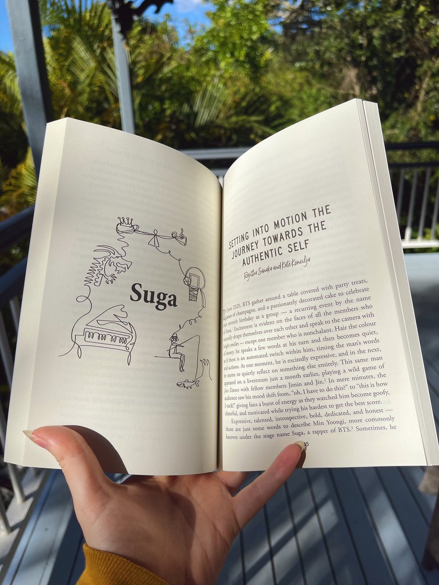 walleaeaglehawk's tweet photo. Hello @BTS_twt, we made you a book. https://t.co/eYne5UrzPY