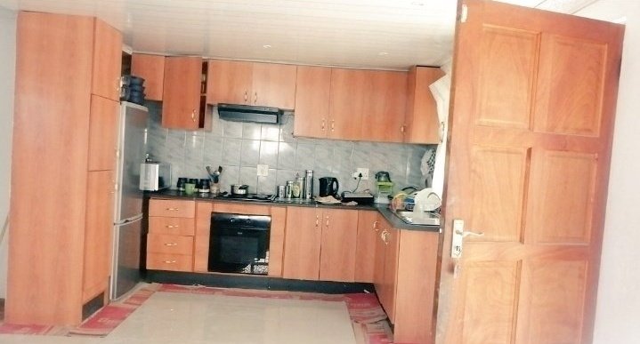 BabyPana23's tweet photo. How long will you delay changing your kitchen units? Let @projects_n handle that for you.

See Before and after, cost R35k incl labour &amp; material.

📍Soweto,travels nationwide.

📞0843389864/0780965278

#DJSBU
#YMornings https://t.co/3qdmOXfSZn
