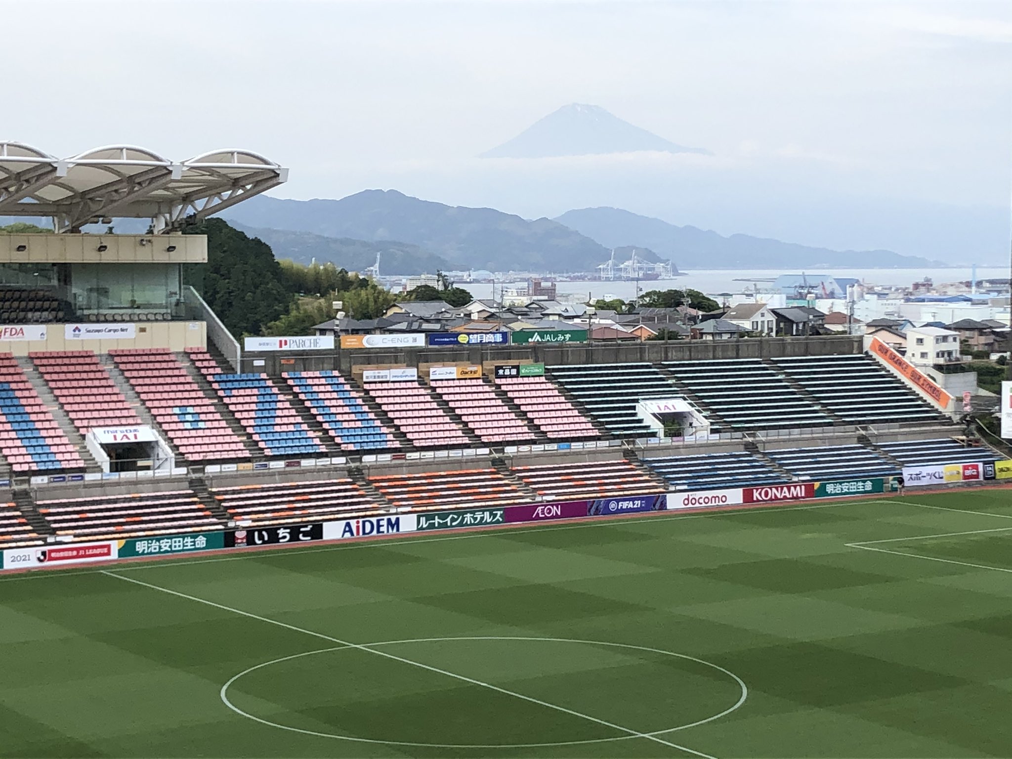 Iaiスタジアム日本平 清水日本平運動公園 今日の 富士山 Iaiスタジアム メインスタンドから 撮影 日本平 サッカー テニス 清水 静岡 T Co 5wurafqua0 Twitter