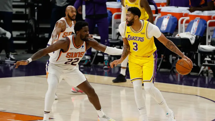 Hoy_NBA's tweet photo. 🏀BOX SCORE🏀

⚡️26 de MAYO⚡️

Boston 108-130 Brooklyn
Lakers 109-102 Phoenix
Dallas 127-121 Clippers https://t.co/dfK5uQflus