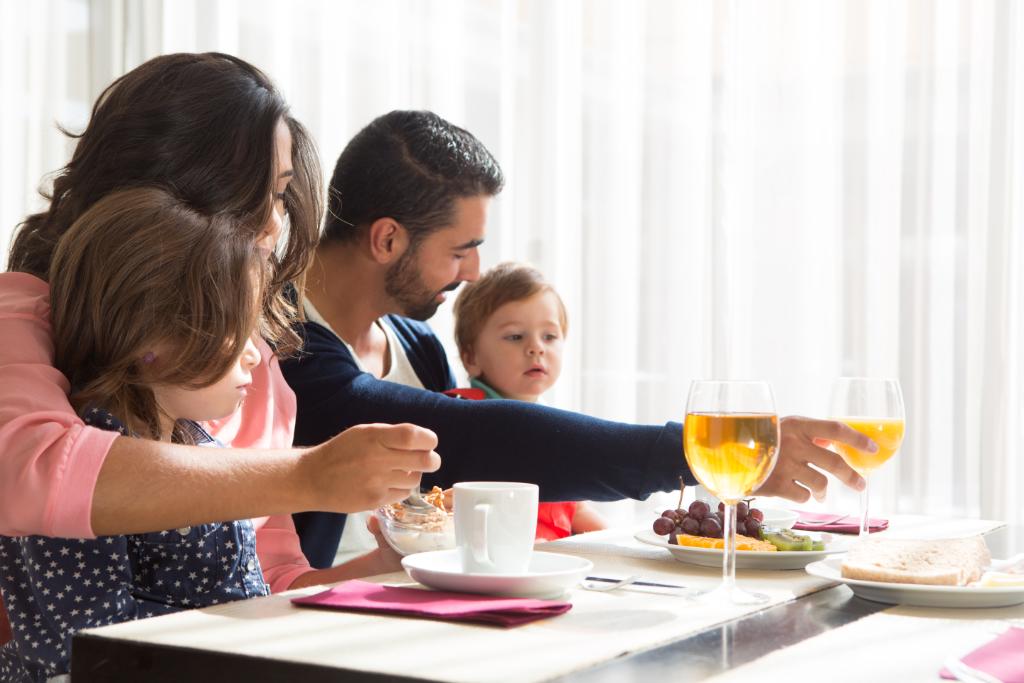 SheratonOman's tweet photo. Book your weekend getaway at Shearton Oman Hotel every Thursday or Friday and enjoy a brunch of your choice.

احجز عطلة نهاية الأسبوع فيندق شيراتون عمان كل خميس أو جمعة واستمتع برانش من اختيارك.

#SheratonOman #Staycation #Steakhouse #FridayBrunch https://t.co/ESVQOmnsK3