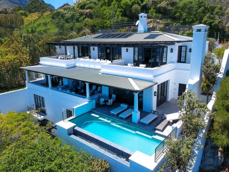 cape_waterfront's tweet photo. Discreetly luxurious 4 bed 4 bath villa in ocean-facing exclusive suburb #Llandudno. Multi level with own lift. R75 000 000
https://t.co/lArPI8iUh0 @KnvArchitects @SalesVillas @Luxury_Homes_SA @LuxPropertySA @Luxury_Homes_SA https://t.co/QvlB4zuGsV