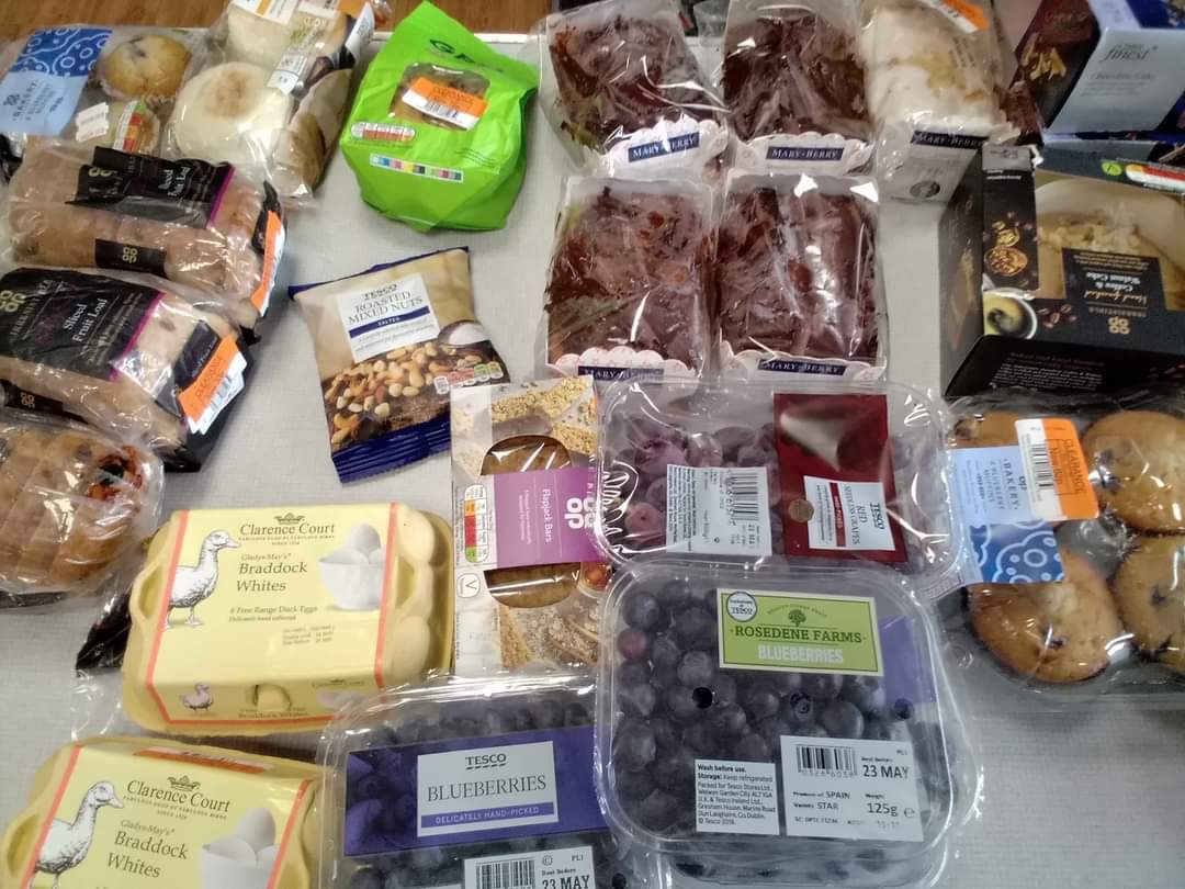 Up, out &amp; about early doors, on the Road to Netherley.

Collect, Fresh fruit, fresh veg &amp; fresh meat &amp; everyday essentials available for our members. for only £3.50 with a guaranteed minimum of £15 worth of goods in return.

#RightToFood