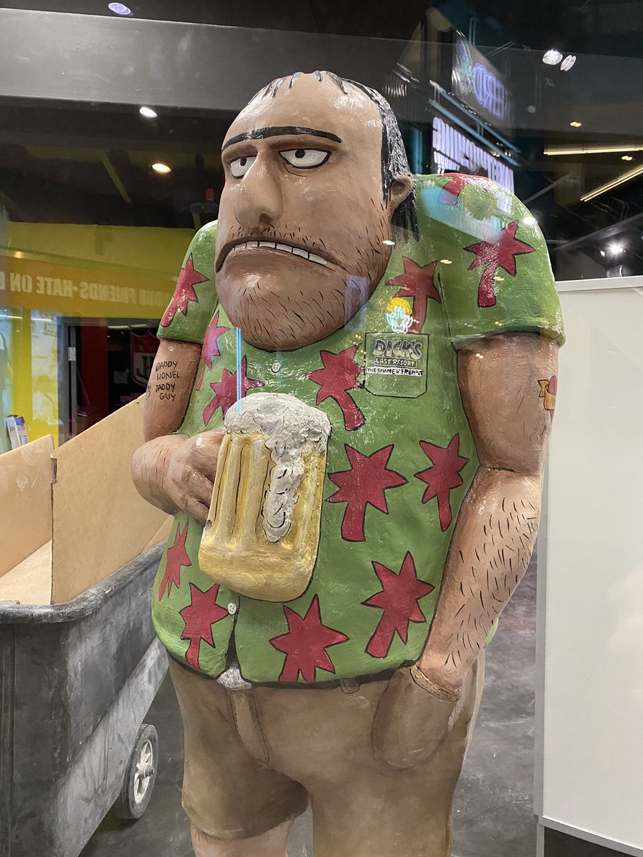 VitalVegas's tweet photo. Dick’s update. #Neonopolis https://t.co/Y6pcUyrlUb
