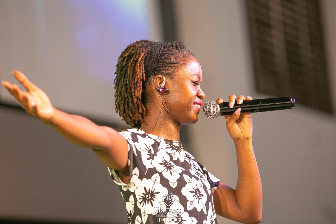 hrvstinstitute's tweet photo. Hands up, hearts open, wide as the sky
We lift You high, we lift You high
Hands up, hearts open, wide as we cry
God, we lift Your name high๐ถ๐ถ
#SchoolOfMinistryIntensiveWeek
#HarvestInstitute https://t.co/SBf4PwpygD