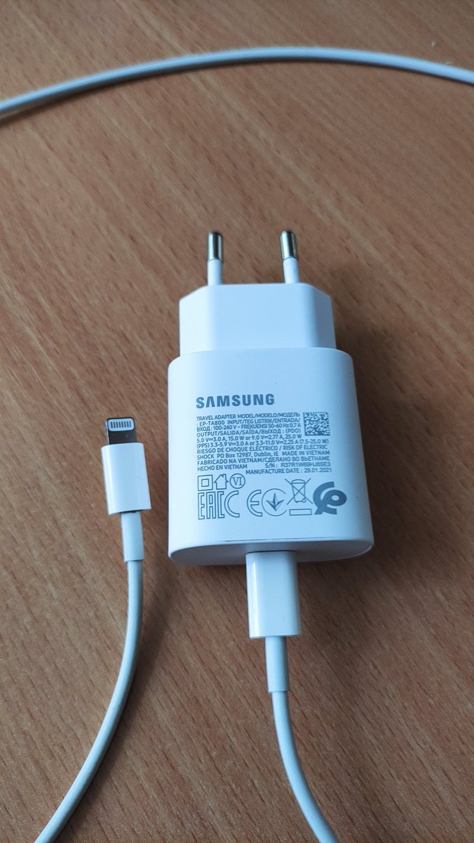 Apple кого вы наебали....себя вы наебали)