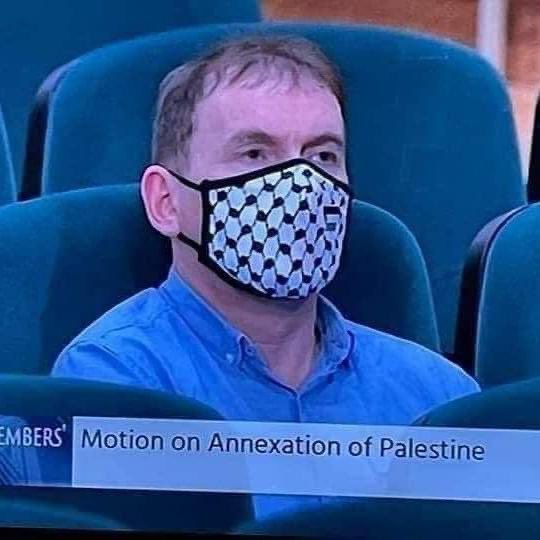 _SJPeace_'s tweet photo. Irish parliament members wearing masks with Palestinian symbols as a solidarity with Sheikh Jarrah and Palestine. 

FREE PALESTINE  ���🇪🇵🇸 https://t.co/XP11jrHSNo