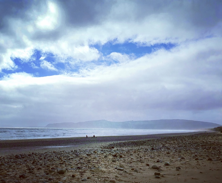 WriterRDavid's tweet image. Rent sky, Porth Neigwl (Hell's Mouth), Lleyn. 🏴󠁧󠁢󠁷󠁬󠁳󠁿

#wales #sky #beach #authorslife #inspiration