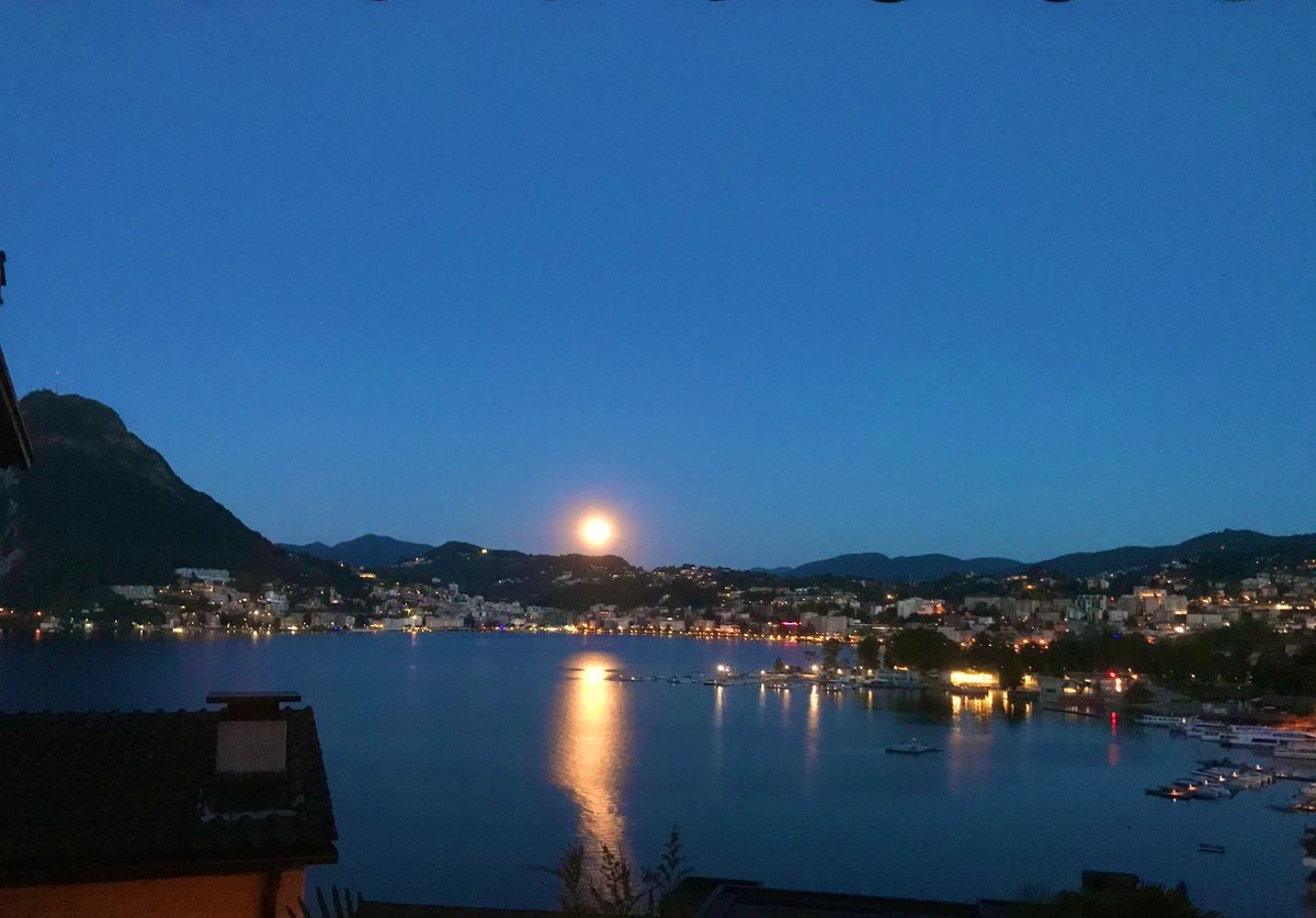 C_Perdomo's tweet photo. Good morning #lugano !!  See you again #fullmoon !!!
#ticino #Switzerland https://t.co/N6Z25sVGeT