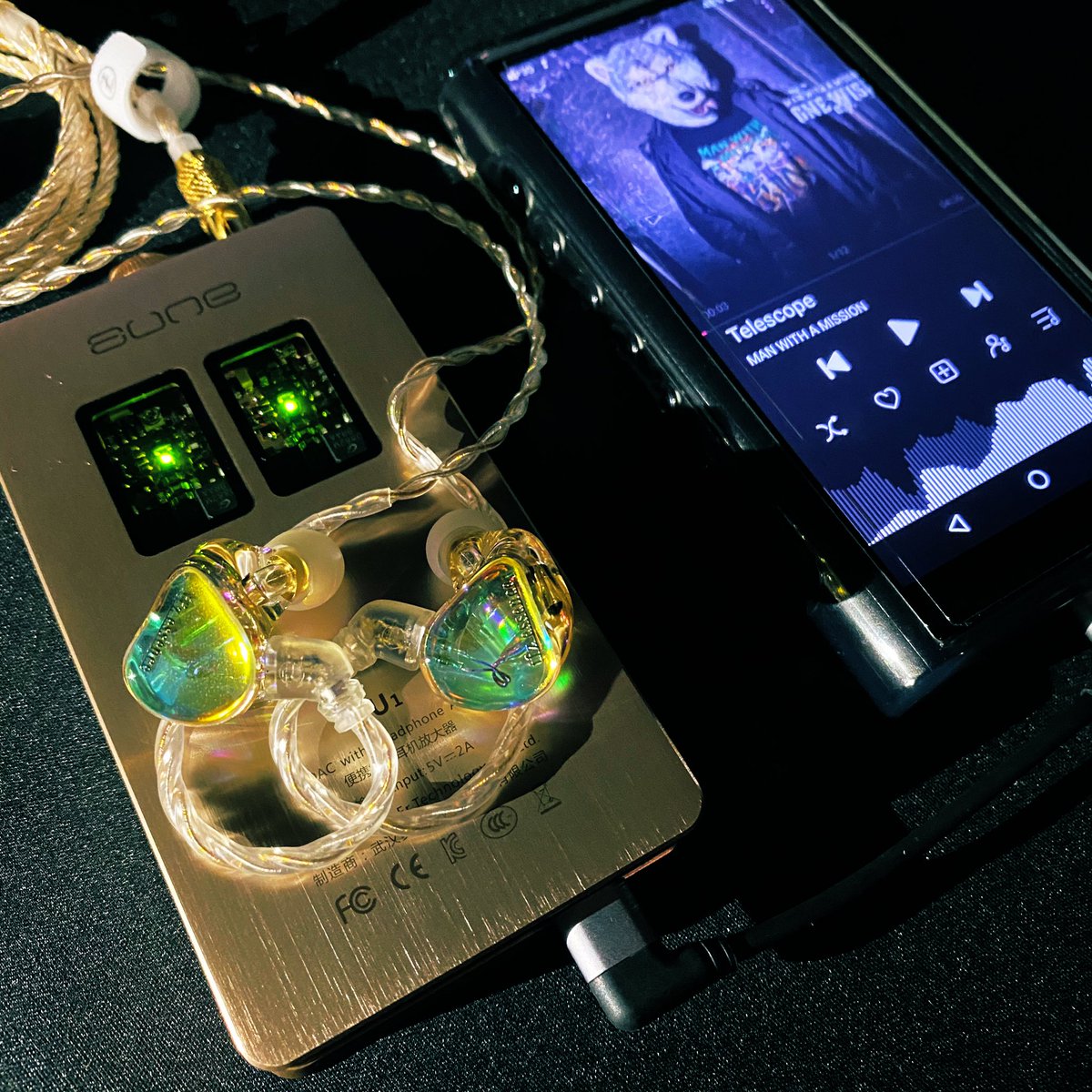 PinkloopSmilez's tweet photo. 本日もお疲れさまでした!
FIIOM15×BU1×ESSENCE
♪MAN WITH A MISSION「Telescope」
#FIIO #FIIOM15 #TFZ https://t.co/K8RPMPKQDP