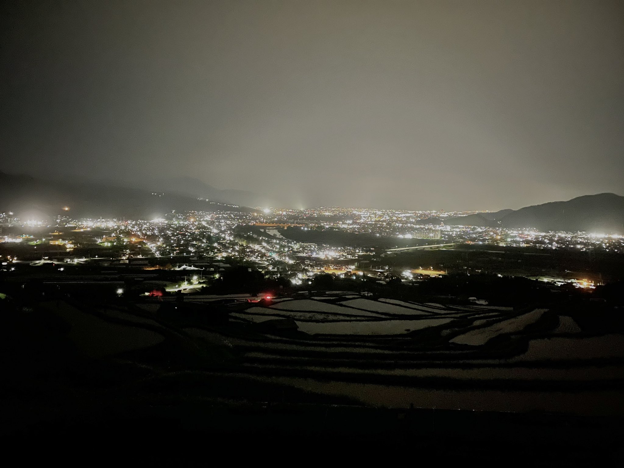 富岡写真館 公式 戸倉店と若里店 元気に営業中 富岡写真館 姨捨 棚田 千曲市観光局 姨捨駅から スーパームーン 千曲wwd スーパームーンが やって来ると聞いて 姨捨駅近くの 棚田に来ました 夜景綺麗 ノームーンでフィニッシュ T Co