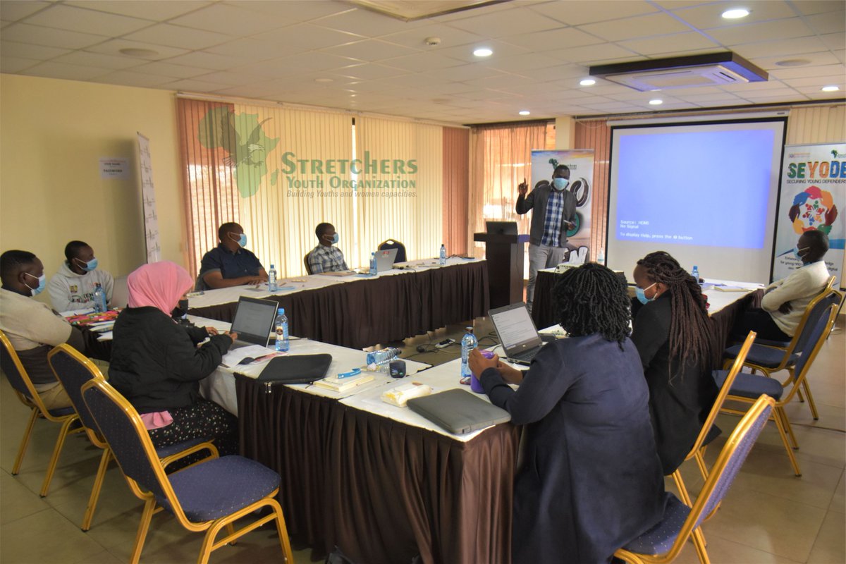 StretchersYouth's tweet photo. #SEYODE #SYOatTEN
The Organizational Capacity Assessment (OCA) is a structured tool for a facilitated assessment of an organization's capacity followed by action planning for capacity improvements. On our second day of engagement, the staff were taken through the OCA process. https://t.co/4UDI8eL58j