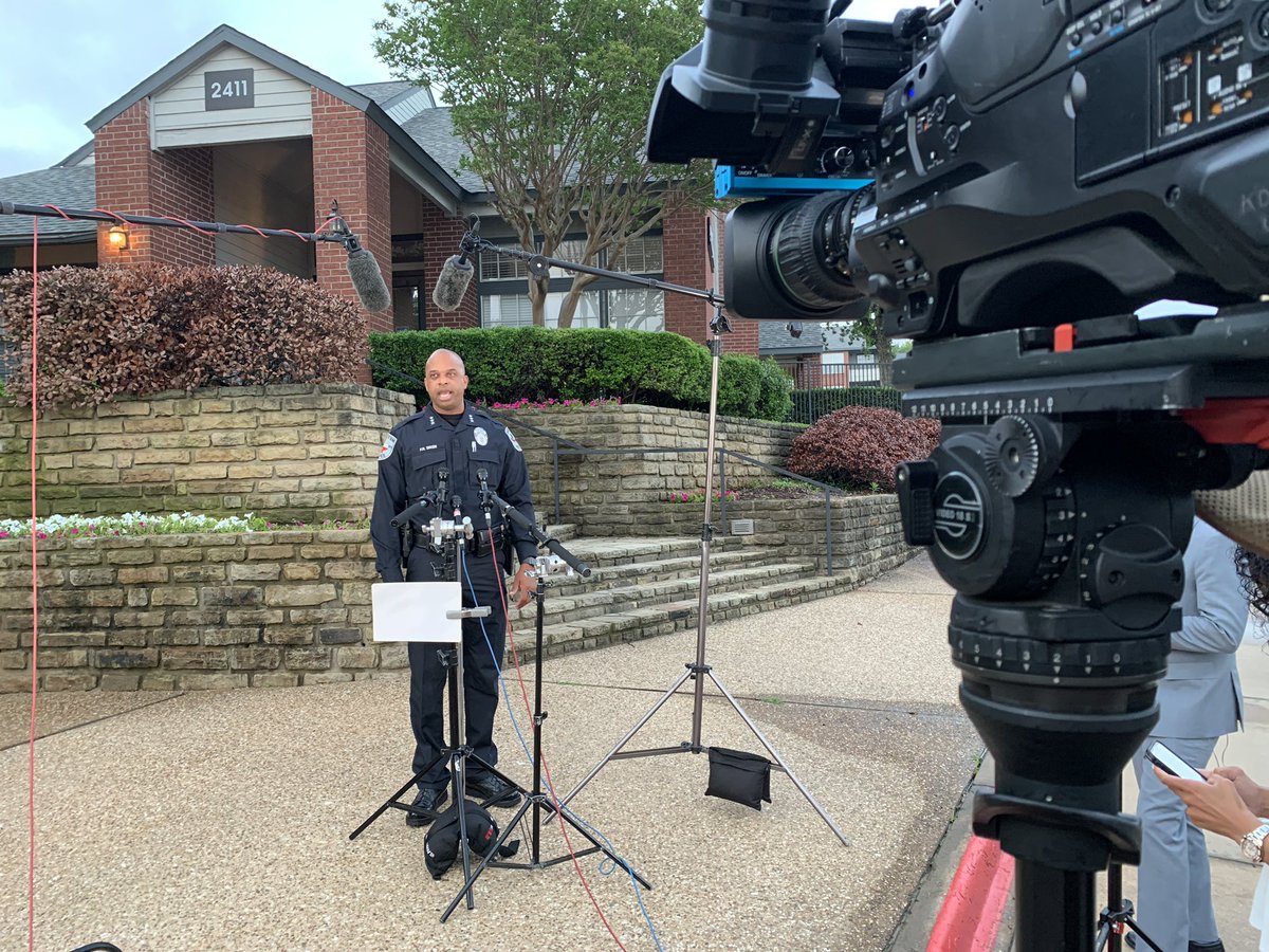 Fox4David's tweet image. Denton PD responds to a domestic violence call at Paces Crossing Apartments about 2am. Officers are confronted by a suspect with a gun. Suspect fires at officers, officers return fire, the suspect is in stable condition at the hospital.