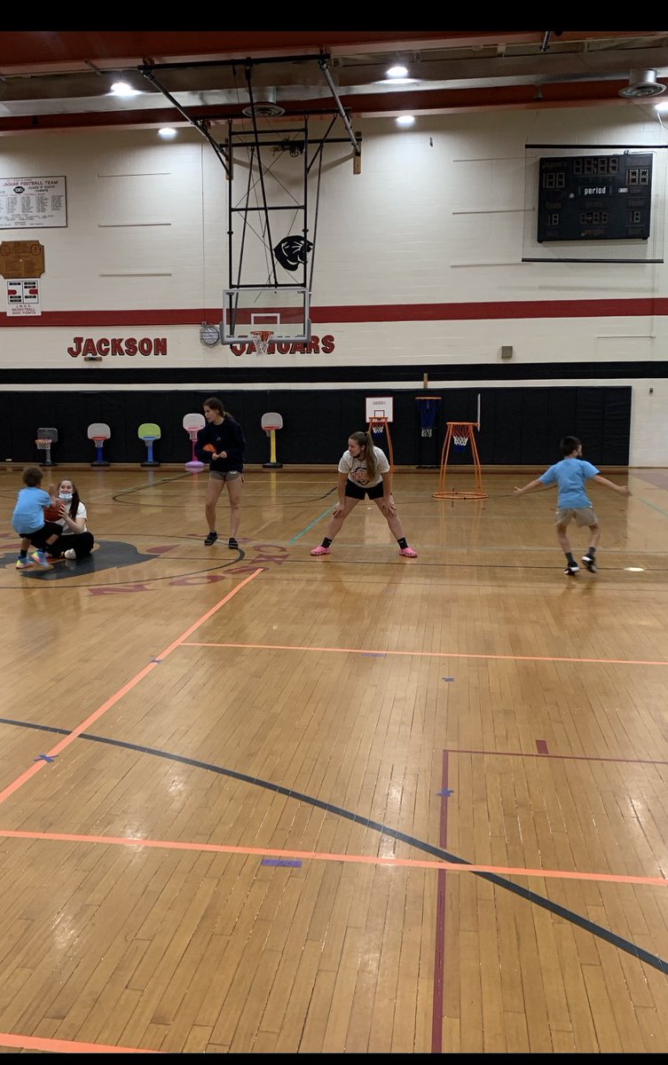 2021 spring lil ballers in the books!Such an unbelievable 6 weeks.Some graduated from it,some are just starting. Love the growth in just 6 weeks and of course the smile!! I want to thank my jags counselors for making these kids smile every week and fall in love with this game!