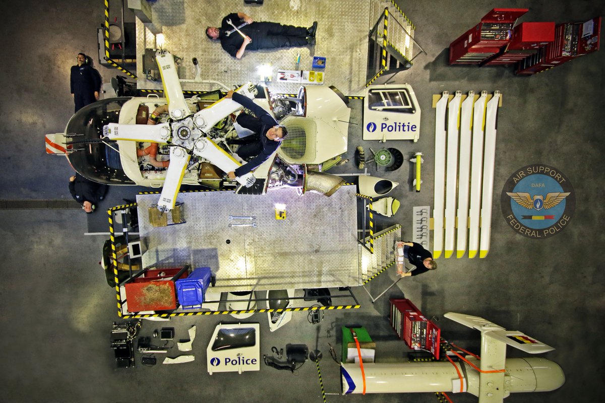 🚁 zkt. 🧑‍🔧Een bachelordiploma in een luchtvaartrichting en technische skills? 
De directie Luchtsteun van de Federale Politie werft 2 technici aan om de crew te versterken! 

jobpol.be/nl/administrat…