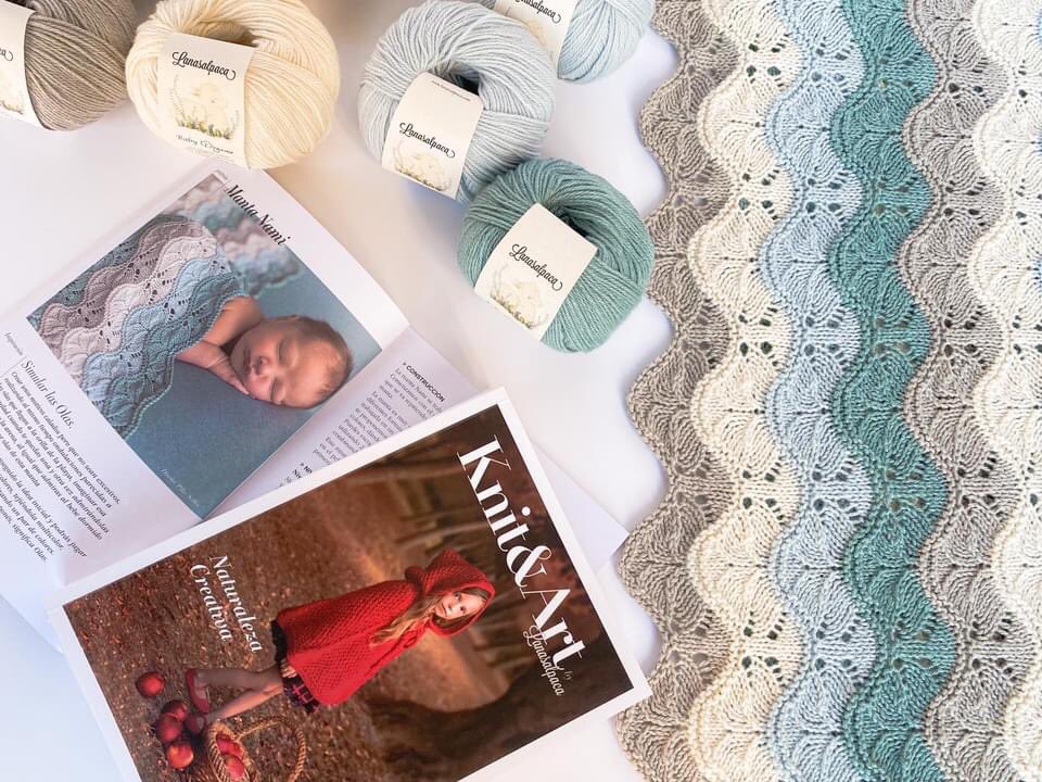 LanasAlpaca's tweet photo. Kit Manta Nami ✨#Lanasalpaca

Ya está disponible el kit de la manta Nami. 
Podrás escoger entre todos los colores de la calidad Baby organic, la combinación que más te guste.

En la imagen verás 3 opciones. Dos de ellas combinando 4 colores y en la otra combinando 2 colores. https://t.co/hkuFWAjuJR