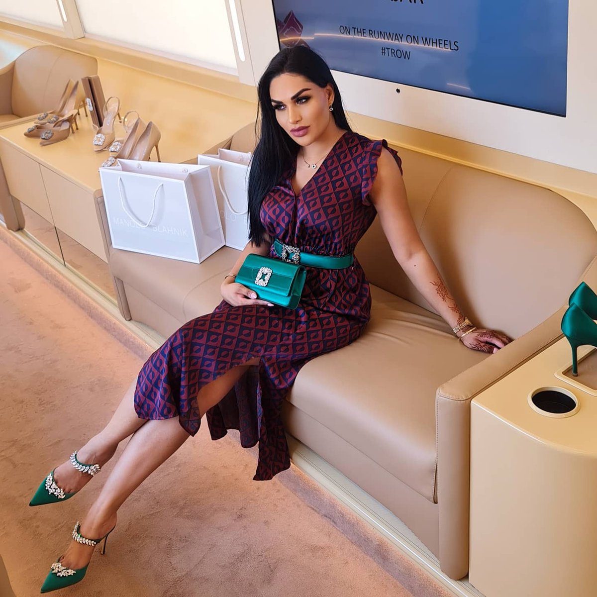 Shajar_K's tweet photo. Had the best time with @ManoloBlahnik #manoloblahnik

Wearing: @prettylittlething.me @prettylittlething #plt https://t.co/bE74eWkAIl