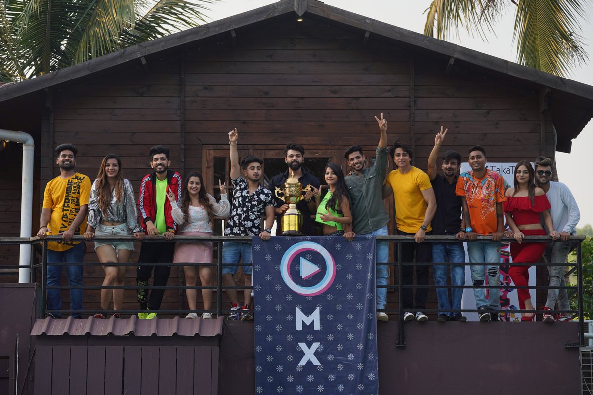 3rdeyeblindpro's tweet image. An amazing example of team work for MX Takatak Howzatt campaign. Team that works together, cheers together and innovates together!!!!
#mxtakatak #mxtakatakcampaign #campaignmasters
#digitalmarketing #marketingexpert #influencermarketing #creativemindset 
#innovativethinking