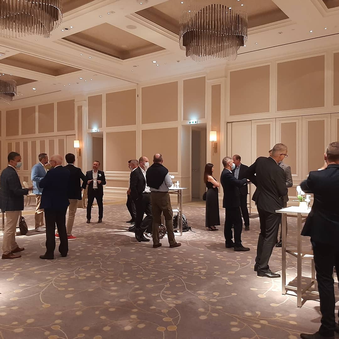 swissbcuae's tweet photo. Last night we had a lovely 'Meet and Connect' over dinner with our aviation and airport experts, together with our Consulate General and @swisspavilions
.
.
.
#airportshow #airport #aviation #networking #dinnerreception #aviationindustry #Dubai https://t.co/SobC1FURSm