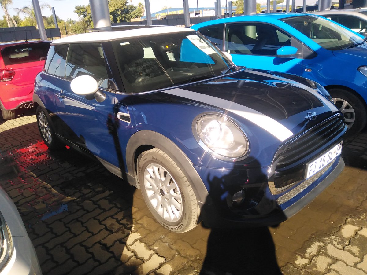 DENIAMOTORS's tweet photo. 2017 Mini
Automatic
67000 km
R269995
For more information on this cars 0677262157 what'sapp or call
Please retweet
#DJSBU
#AceMagashule
#cassper https://t.co/JqEB4IW4QB