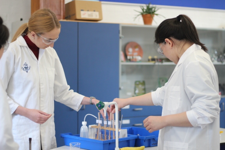 AdcoteSchool's tweet photo. Congratulations to our students for participating in the National Schools Analysts Competition! https://t.co/wntpYHZpBu
#womeninstem #girlsinscience #stemb https://t.co/NuswB97pgP
