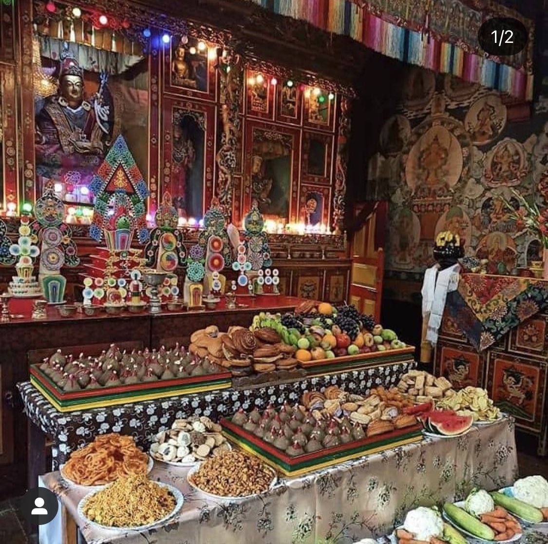 ZWH_Himalaya's tweet photo. Saga Dawa & Buddha Poornima- #ZeroWasteWay. Inspirational, leading the way- OKC Monastery Darjeeling. An auspicious post to start the Himalayan Cleanup from Home this year!
#TheHimalayanCleanup #THC2021 #BreakFreeFromPlastic #MountainsMatter #ZeroWastePossibilities https://t.co/u6YEjbmtBP