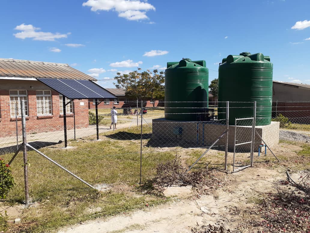 CleanCityAfrica's tweet photo. Done and dusted, borehole drilling and installation proudly done by Clean City Africa. Get in touch with us on 0771222810 or 0771222932 today and let us drill your borehole from as little as US$1,300 for the first 40 metres anywhere in Zimbabwe. #CleanCityAfrica https://t.co/Yj6Lpa8lp3