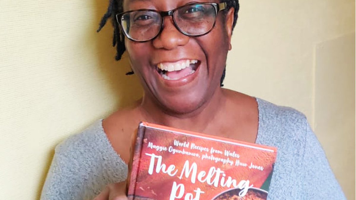 maggies_foods's tweet photo. Tune in to @BBCRadioWales at 2.15pm today where Maggie will be chatting LIVE to @behnazakhgar on her show, #MidweekMenu! 🍽
Maggie will be talking about two of the recipes from our new book #TheMeltingPot - vegan ajiaco and rotis 😍 Don't miss it! https://t.co/hurjFcu8Ko