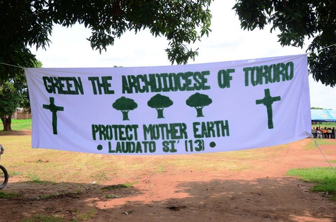 ChimpReports's tweet photo. Tororo Archdiocese Joins ‘ROOTs' Campaign
#ChimpReportsNews #ROOTscampaign @UgandaBreweries #Uganda #News
https://t.co/4Q5cfZYWiD https://t.co/8hC3ZI8fok