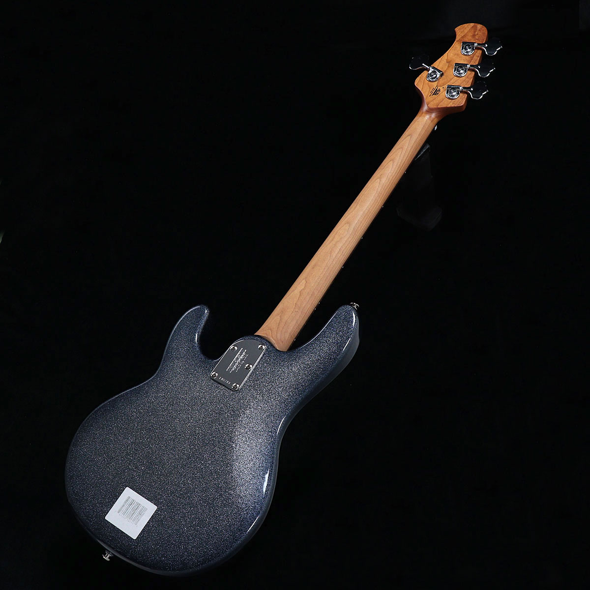 1484shibuya's tweet photo. 【#渋谷ベースフロア】#入荷情報 
MUSIC MAN StingRayのショートスケール仕様が入荷!!
ショートスケールに合わせコンパクトなボディー、ネック幅を細めにするなど、取りまわしの良い設計になっています!!
#ベース #エレキベース #スティングレイ #ショートスケール #Music_Man https://t.co/E1pp9RRATG