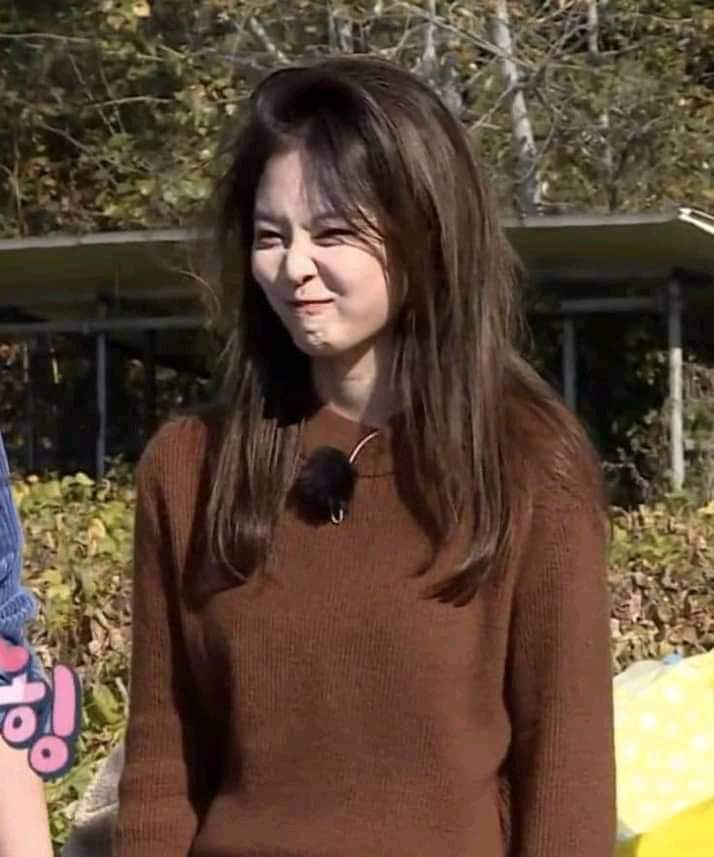tylamantra's tweet photo. Admit it we all missed jennie Kim on variety show!😭 Look at her smile😭 @blackpink https://t.co/pdzHCi6r8e