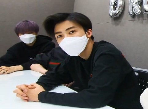 najaeminedit's tweet photo. hello jaemin! https://t.co/TB3MDrx5Ih