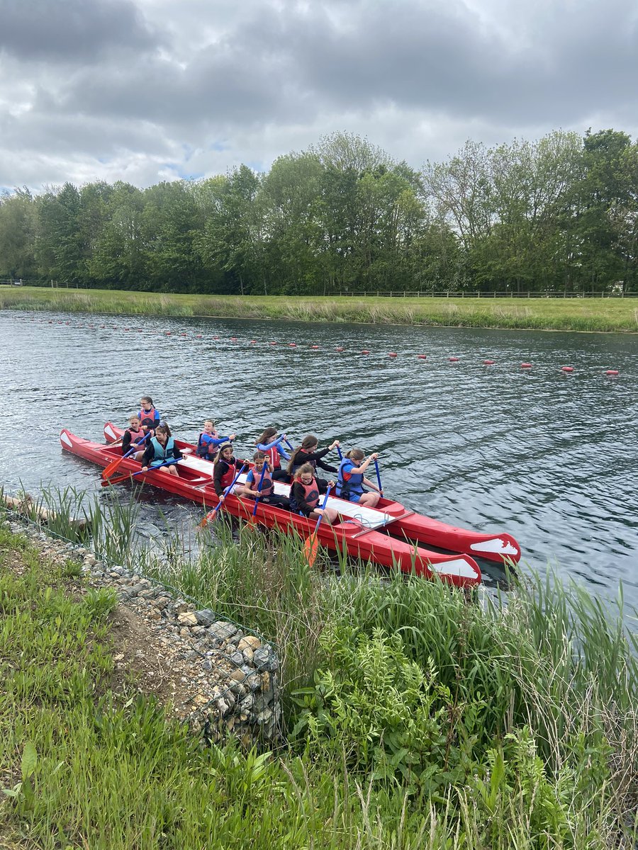 HolyportSport's tweet photo. 32 girls on the lake this morning, rowing in teams. Green boat won easily 💚. Such a lovely experience. #resilience #teamwork #noarguing ha #rowing #schoolrowing #dorneylake https://t.co/Ex4cxpLKTf