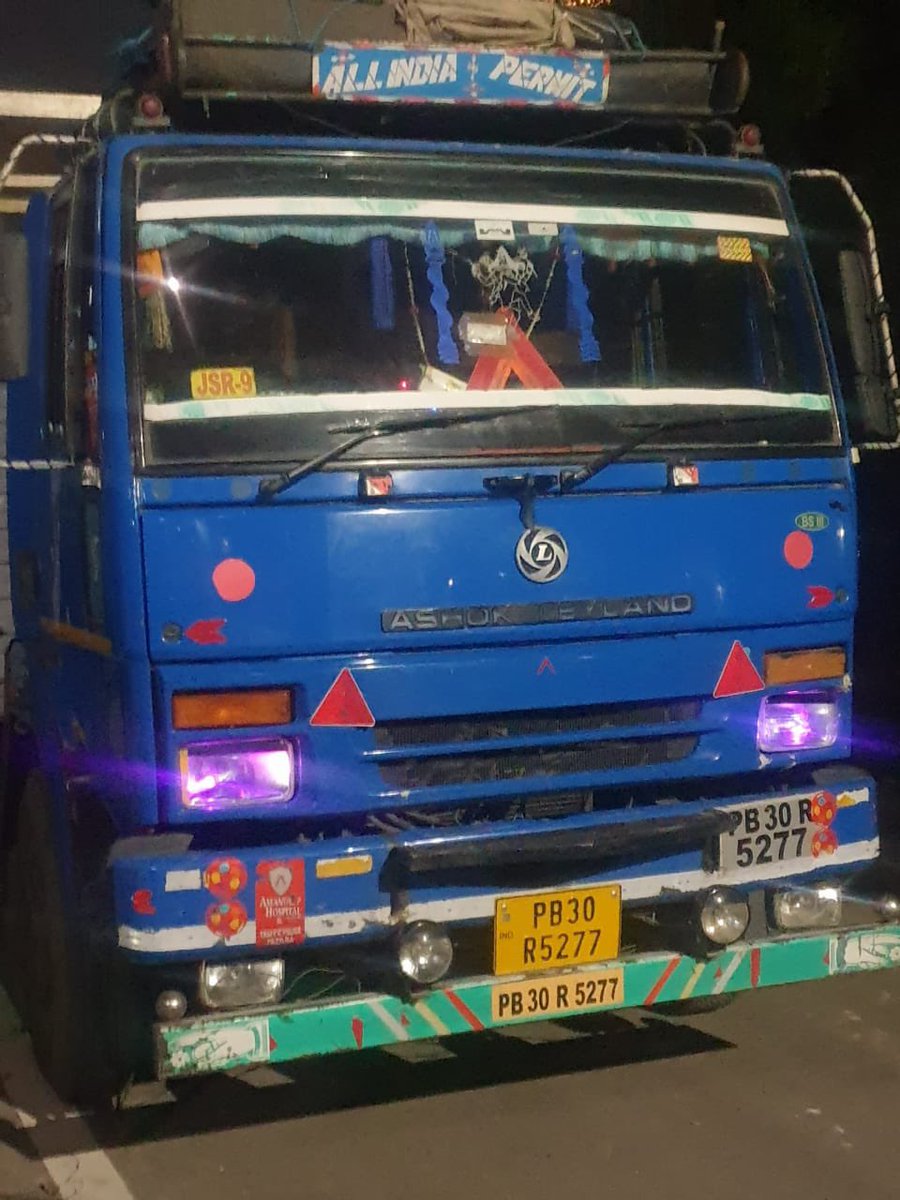 AirFoundation2's tweet photo. Our trucks shipping top up supplies to Muktsar and Tehdi, in Punjab to provide COVID relief to patients in the area. 

With all your support &amp; donations- we reach one step closer to a big win! 

You can support us here: help@airfoundation.in 

#IndiaFightsCorona #TogetherWeCan https://t.co/DQc391luk1