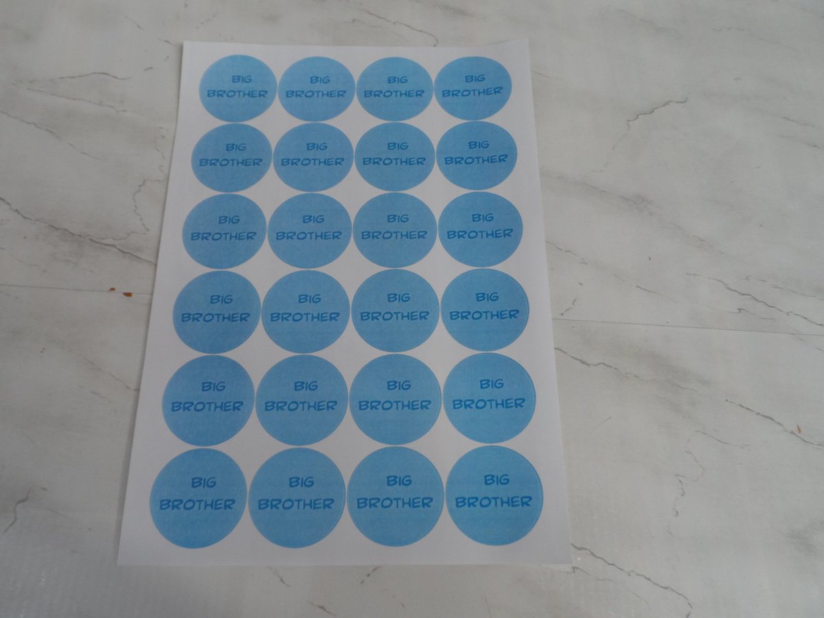 LAInkPrintingS1's tweet photo. I remember doing these record label foiled stickers for tables at a wedding, the groom was something to do with the record industry and the tables were names after record labels #weddingideas #foiledstickers #shinystickers #MHHSBD #htlmp #humpday https://t.co/N4V89yQKP3