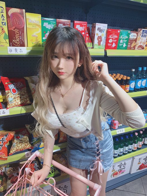 コスプレイヤー浅野菌子のTwitter画像17