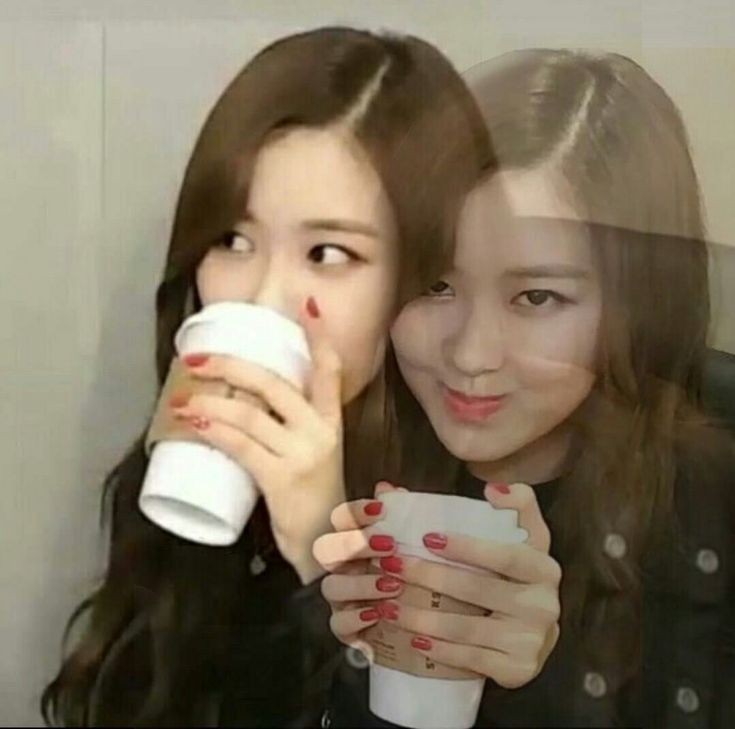 ~Jangan Rapuh,pasrah,dan menyerah akan keadaan ..semesta terlalu sibuk untuk mengasihanimu

~Nyatanya kamu hanyalah Penenang ,bukan Pemenang

~Jujur aja,aku nggk mau kamu dimiliki orng lain...

~Ini cerita Hororr, jadi jangan berharap bisa happy ending.