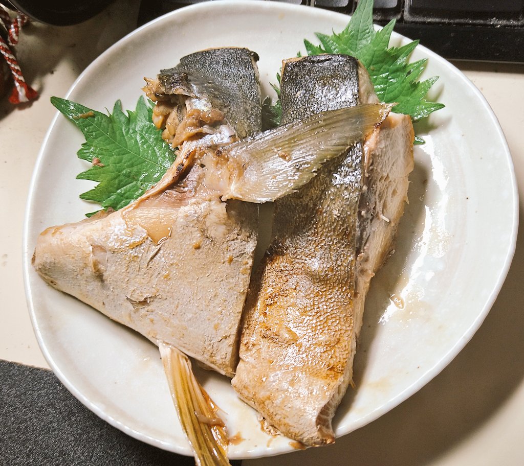 黒烏龍 على تويتر ツバスの幽庵焼き 黒烏龍 على تويتر ツバスの幽庵焼き