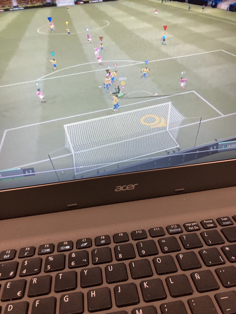 ¿Gol en contra o salvada?
Partido de anoche en VPN