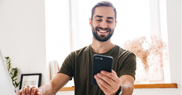 RingCentralFR's tweet photo. Une fois les canaux digitaux adoptés, il est essentiel de les promouvoir pour que les clients les utilisent.
Le #CallDeflection répond à cette problématique en proposant au client un canal digital alternatif lors de son appel https://t.co/atIf7N3ptb https://t.co/3Qv85QtFw5