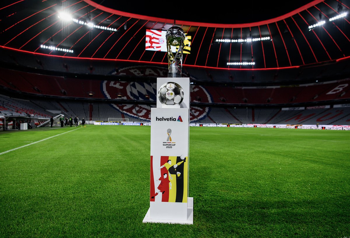 EzequielDaray's tweet photo. La última fecha que faltaba. La Supercopa se jugará entre semana, el 17 de agosto, en Dortmund. Entre la primera y segunda fecha de la próxima temporada de Bundesliga, el BVB recibirá al Bayern en este clásico mano a mano. #BLXOneFootball https://t.co/52UcuVVmhw