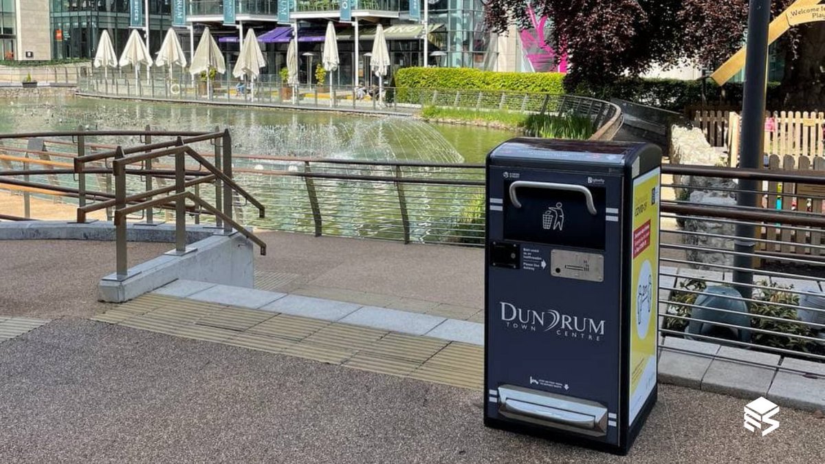 Our team in Ireland have been busy deploying new #smartbins in Dundrum Shopping Centre. Now that shops are open again, Dundrum Shopping Centre, Ireland’s largest shopping Centre, is prepared to deal with the high levels of waste that will be generated by the visitors.