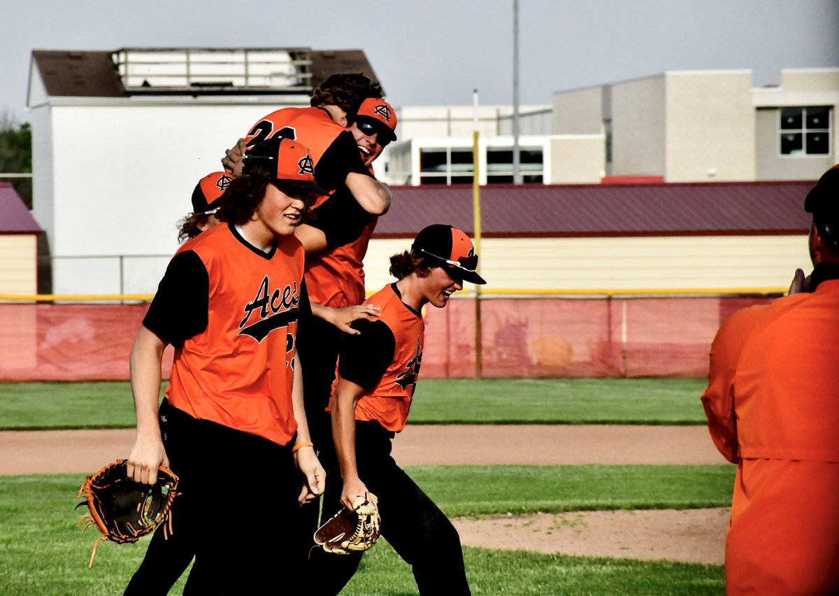 When mom says the pizza roles are ready: 

<a href="/acacesbaseball/">ACHS Aces Baseball</a> <a href="/amandaathletics/">AC Athletics</a>