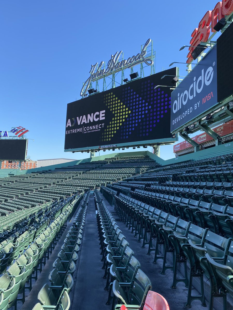 PearlCheryl's tweet photo. It’s happening!!! Virtual #ExtremeConnect today at 12pm EDT  from @fenwaypark! So many sessions available, live demos, and ask an expert. Check it out here https://t.co/5nR6aObChK https://t.co/iIm2iQorbQ