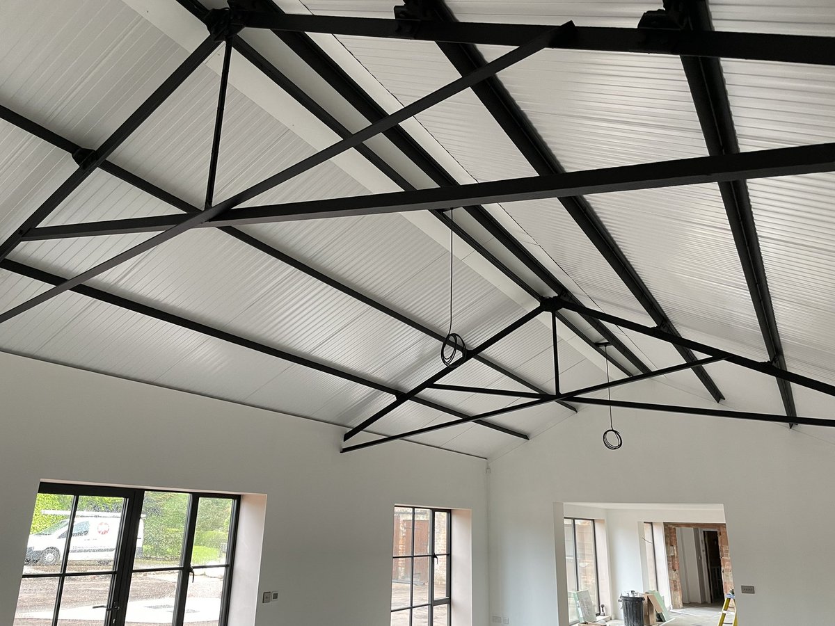 PeterMorgan152's tweet image. Before and after