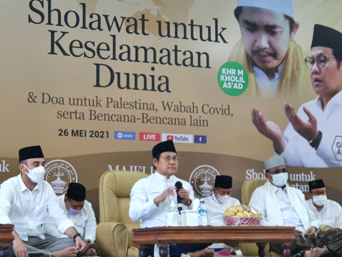st_masrifah's tweet photo. Sholawat untuk Keselamatan Dunia. 
Sambutan Deklarator Majelis Pesona Bapak H.Abdul Muhaimin Iskandar @cakimiNOW . Semoga badai cepat berlalu. Indonesia damai,aman, tentram. Palestina kembali normal dan perang cepat berlalu. 
@DPP_PKB 
@EmHasanuddin 
@halimiskandarnu https://t.co/c3h3da01SD